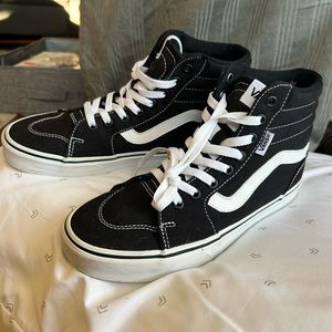 Vans Sk8 High-Top Black. Women’s size 8.5
